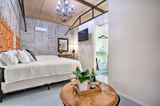 Photo - 3704 San Bernardo Ave Unit SI ID1545962P