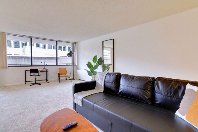 Photo - 320 23rd St S Unit FL4-ID1022534P