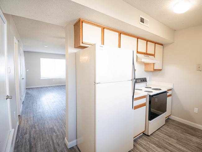 Convenient Kitchen Layouts - Northridge Crossing Apartments and Townhomes