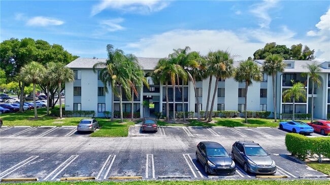 Photo - 1008 Green Pine Blvd Unit 0012