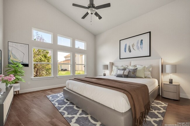 Photo - 118 Cap Rock Dr