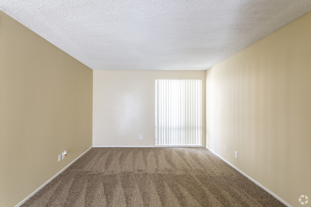 Floor Plan - Two Bedroom