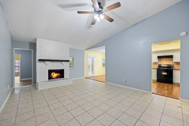 Photo - 7418 Boisenberry Ln