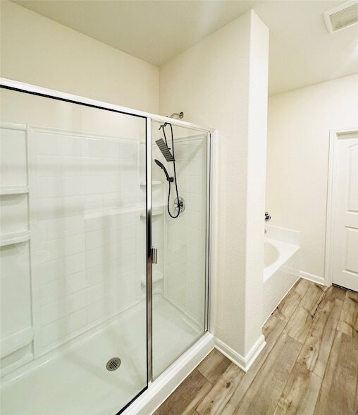 Photo - 752 Saratoga Dr