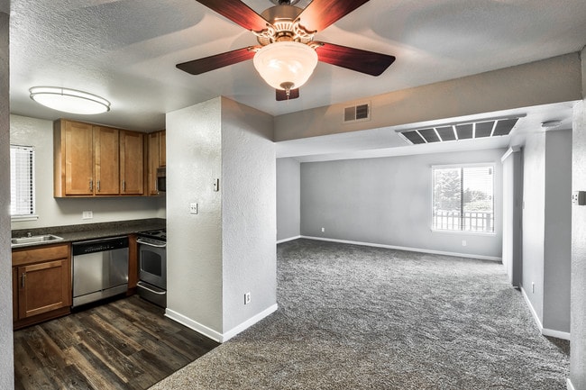 Photo - The Valencia