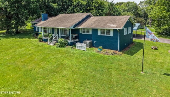 Photo - 201 Farlow Dr
