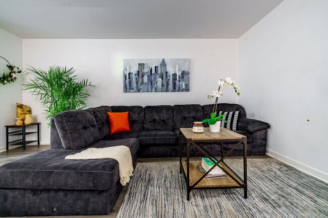 Photo - 605 Dennison Ave Unit ID1265618P