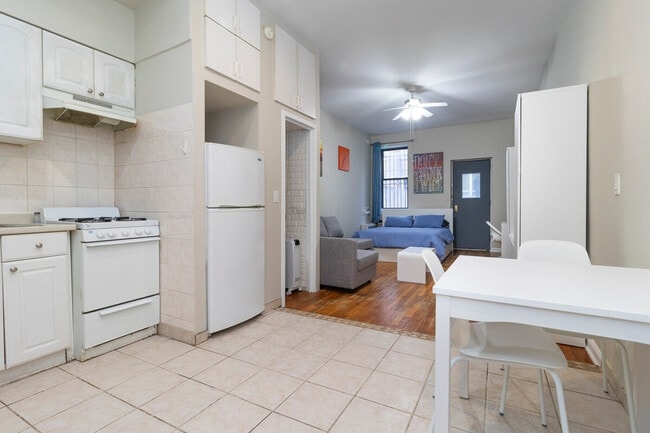 Building Photo - 250 E 82nd St Unit SI ID1060730P