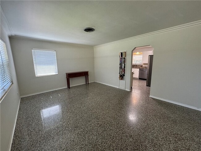 Photo - 2063 34th Ave