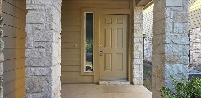 Photo - 2228 Nestlewood Dr