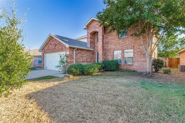 Photo - 1145 Maplewood Ln