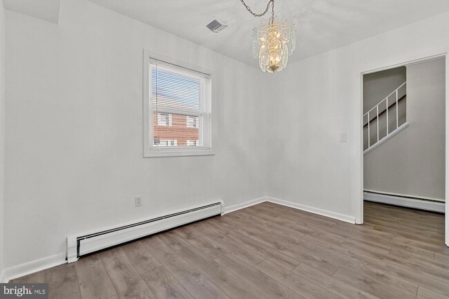 Photo - 12814 Epping Terrace