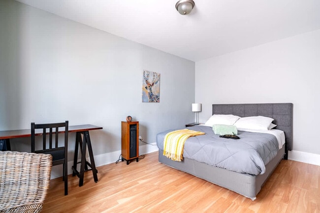 Photo - 605 Dennison Ave Unit ID1265605P