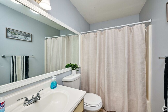 Photo - Ontario Village Apartments