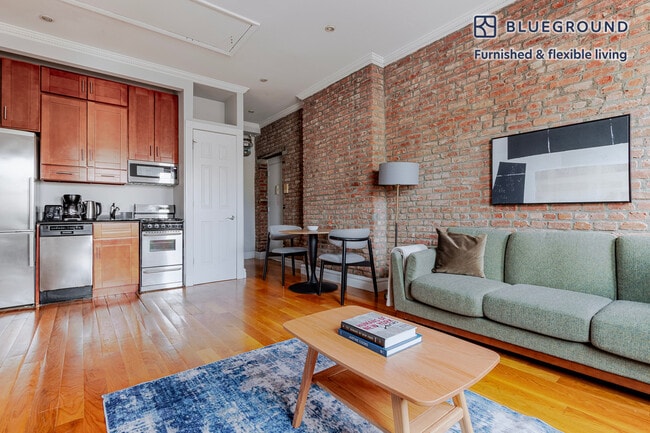 Photo - 20 Prince St Unit FL6-ID2051