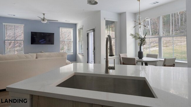 Photo - 2800 Milan Ct Unit 3224