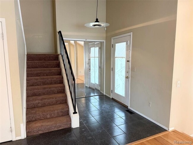 Photo - 6842 Indian Creek Dr