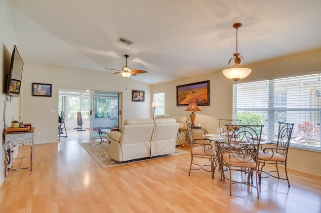 Building Photo - 2130 Rio Nuevo Dr Unit SI ID1385852P