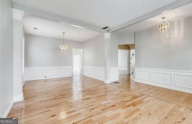 Photo - 2005 Maple Ridge Ct NW