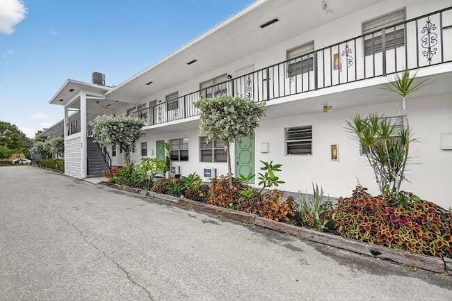 Photo - 1406 Barton Rd Unit 7