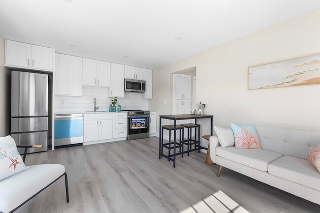 Photo - 2 W Main St Unit 2