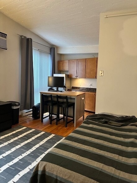 Photo - 12 Stoneholm St Unit 420