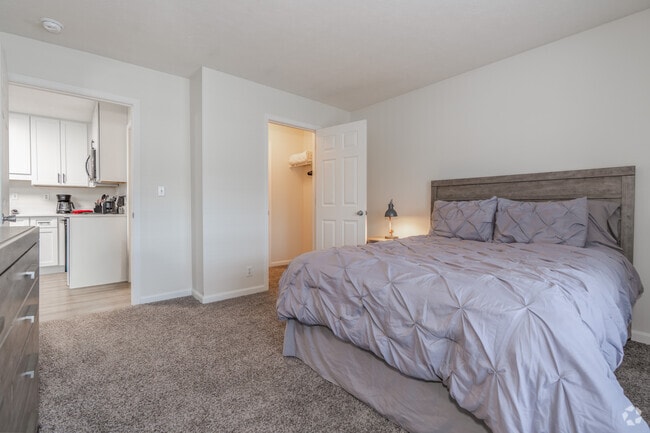 2BR, 2BA - 1,100SF - Primary Bedroom - Waterford Place Apartments