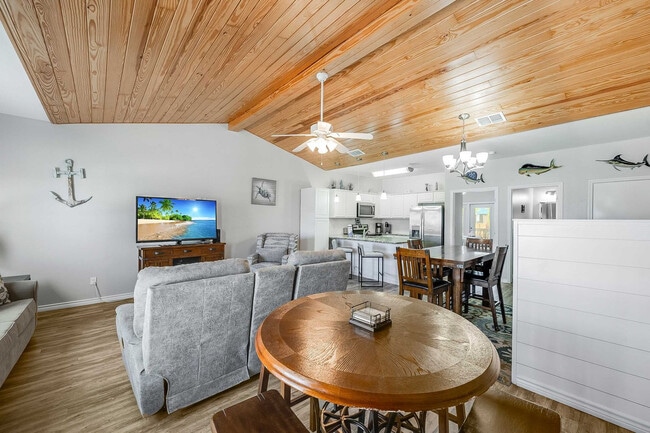 Photo - 1813 Eleventh St Unit ID1325620P