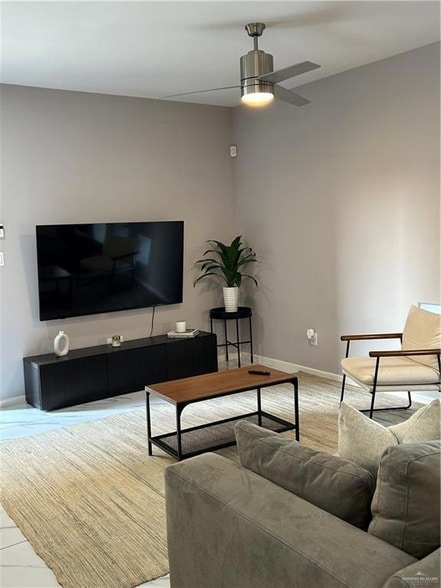 Photo - 1320 E Camellia Ave