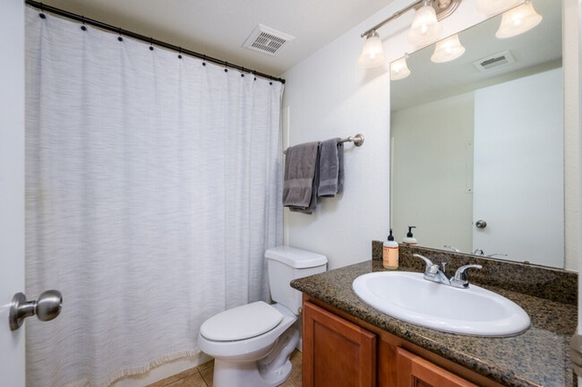 Photo - 5995 N 78th St Unit SI ID1540138P