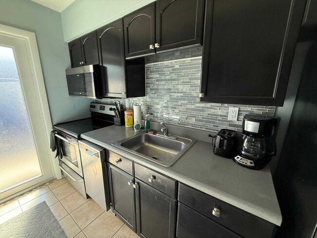 Photo - 2225 NE 14th Ave Unit ID1056361P