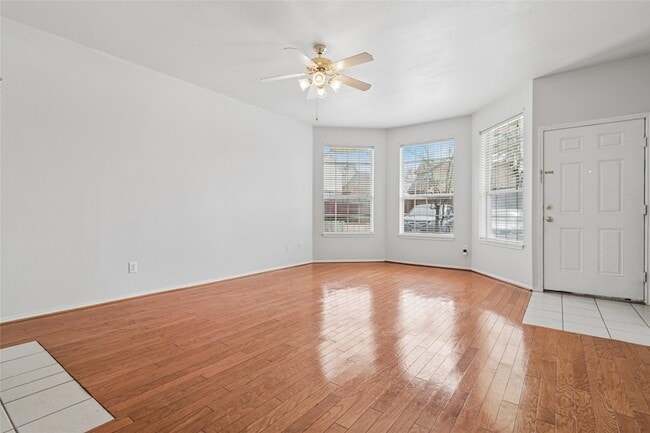 Photo - 3805 Brandon Park Dr