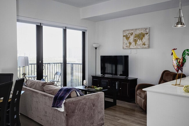 Photo - 6803 Staffordshire Crescent Unit ID1359156P