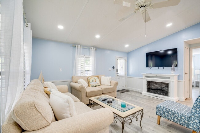 Photo - 1224 Dustin Dr Unit SI ID1385749P