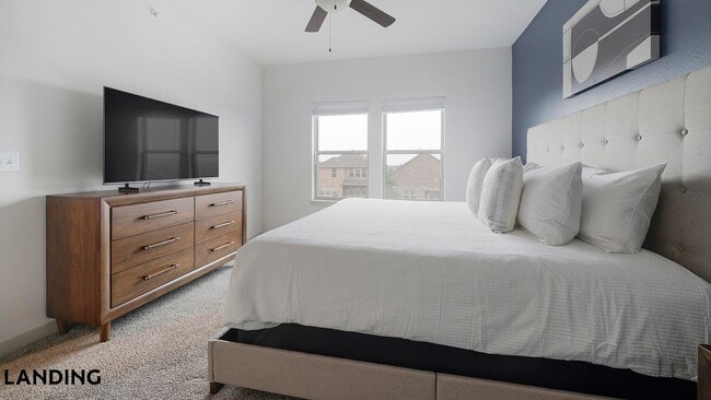 Photo - 2825 Main St Unit 721