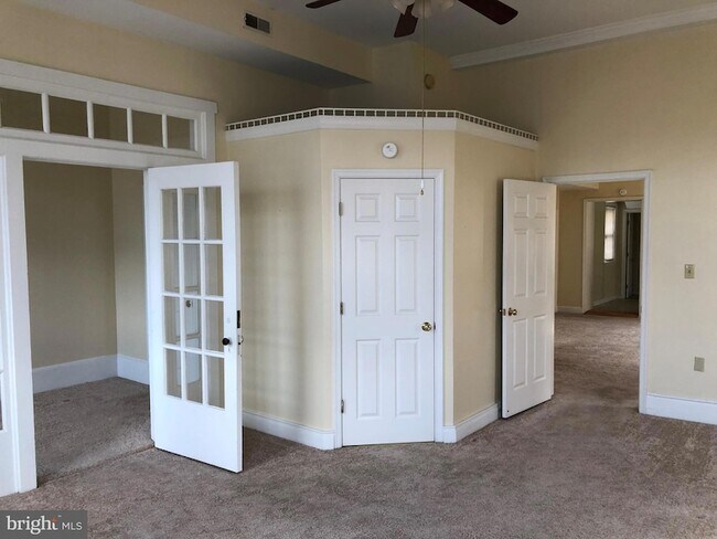 Photo - 104 S Loudoun St Unit 2