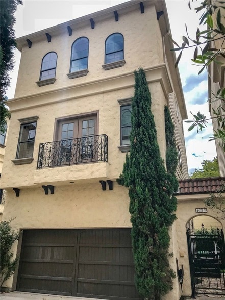 Photo - 1432 W 21st St Unit F