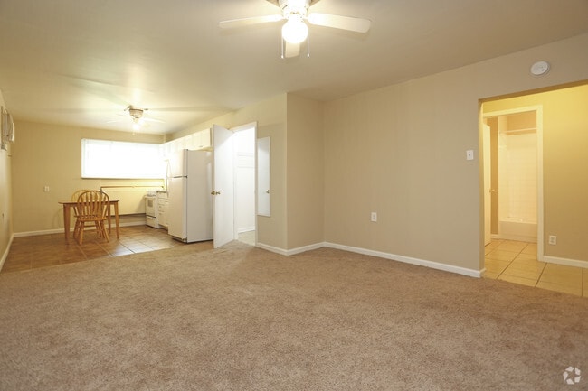 Studio, 1 BA - The Avenue Apartments