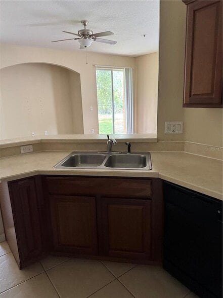Photo - 2020 San Jacinto Cir Unit 200