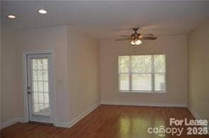 Photo - 118 Sherman Oaks Ln