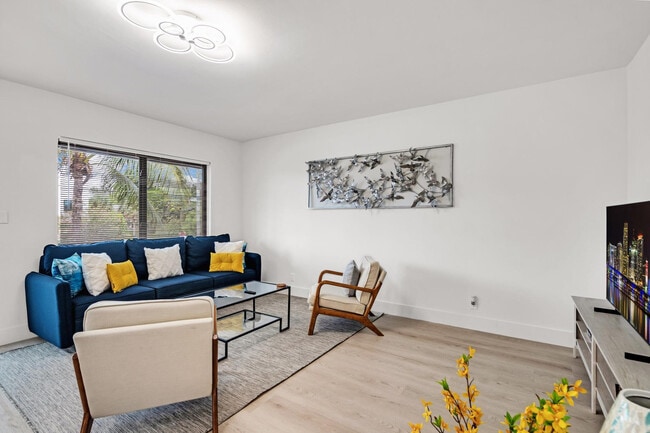 Photo - 1634 SW 4th Ave Unit ID1049798P