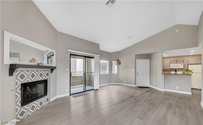 Building Photo - 5074 S Rainbow Blvd Unit 206