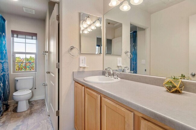 Photo - 2919 Emporia Ct Unit ID1013147P