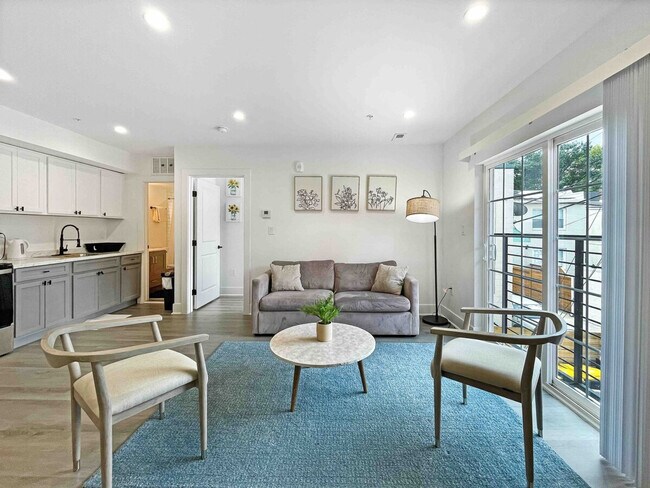 Building Photo - 4408 Georgia Ave NW Unit SI ID1573072P