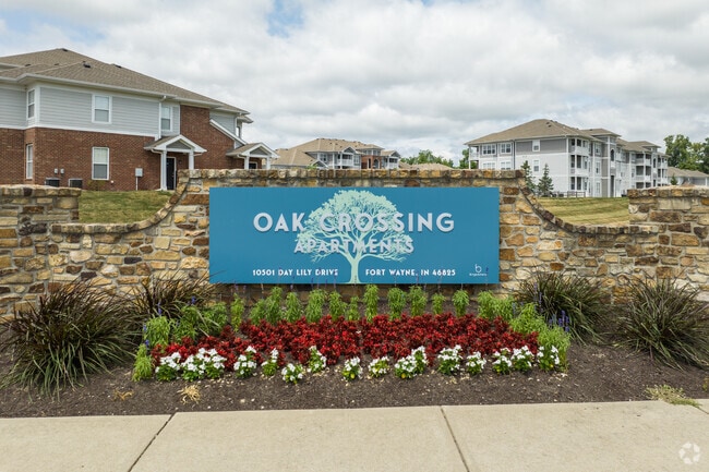 Photo - OAK CROSSING
