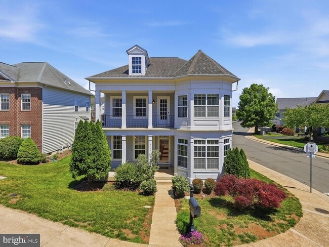 Building Photo - 9477 Bankhead Dr