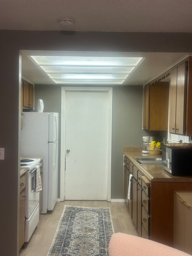Photo - 4 Martin Dr Unit SI ID1548426P