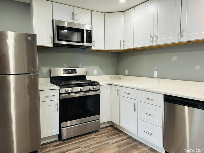Building Photo - 33 Drew Ave Unit 1