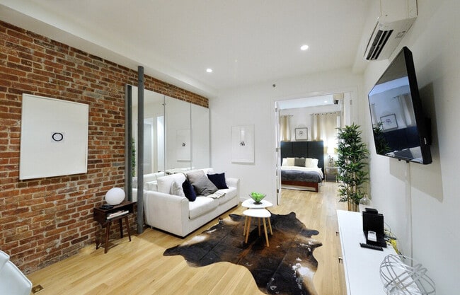 Building Photo - 353 W 46th St Unit ID1323931P