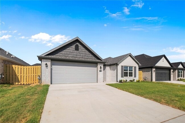 Photo - 4225 Barhem Dr
